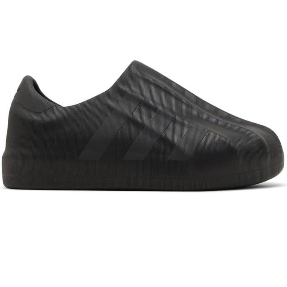 AdiFoam Adidas. Black on Black